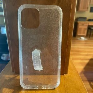 Loopy brand case for iPhone 12/12pro. Clear/glitter sparkle
